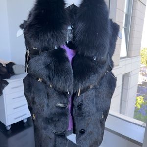 di MARE Black Fur Vest